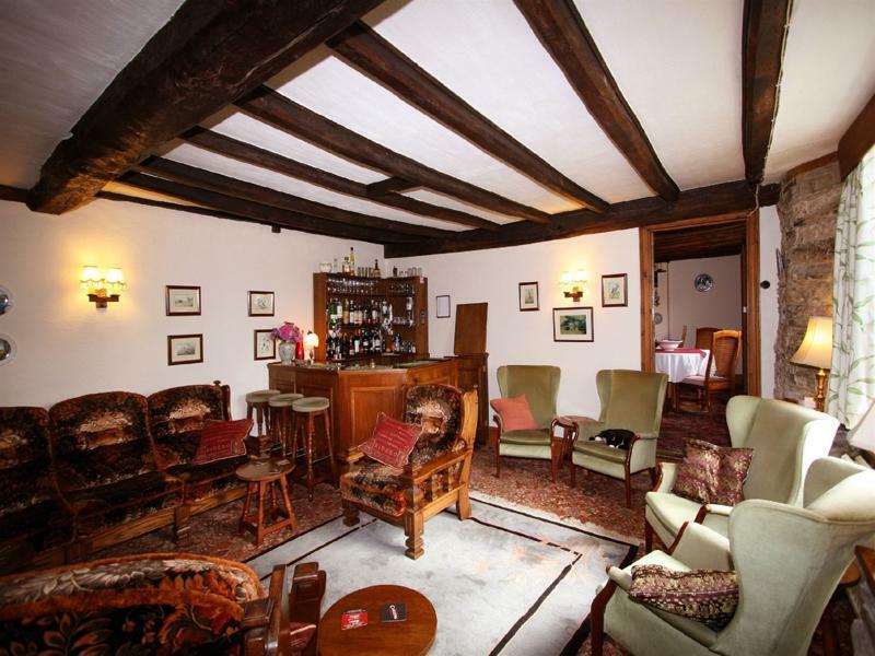 Collaven Manor Hotel Окхамптън Екстериор снимка